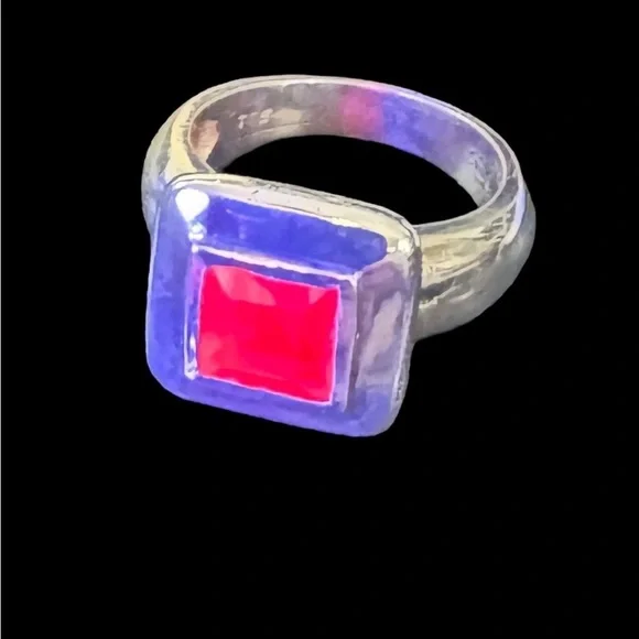 Vintage Signed Ruby Sterling Silver Ring (6.5/9g) - Picture 15 of 15